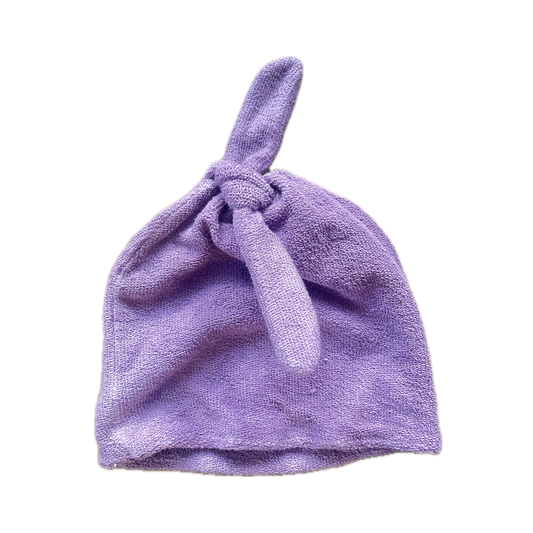tie beanie